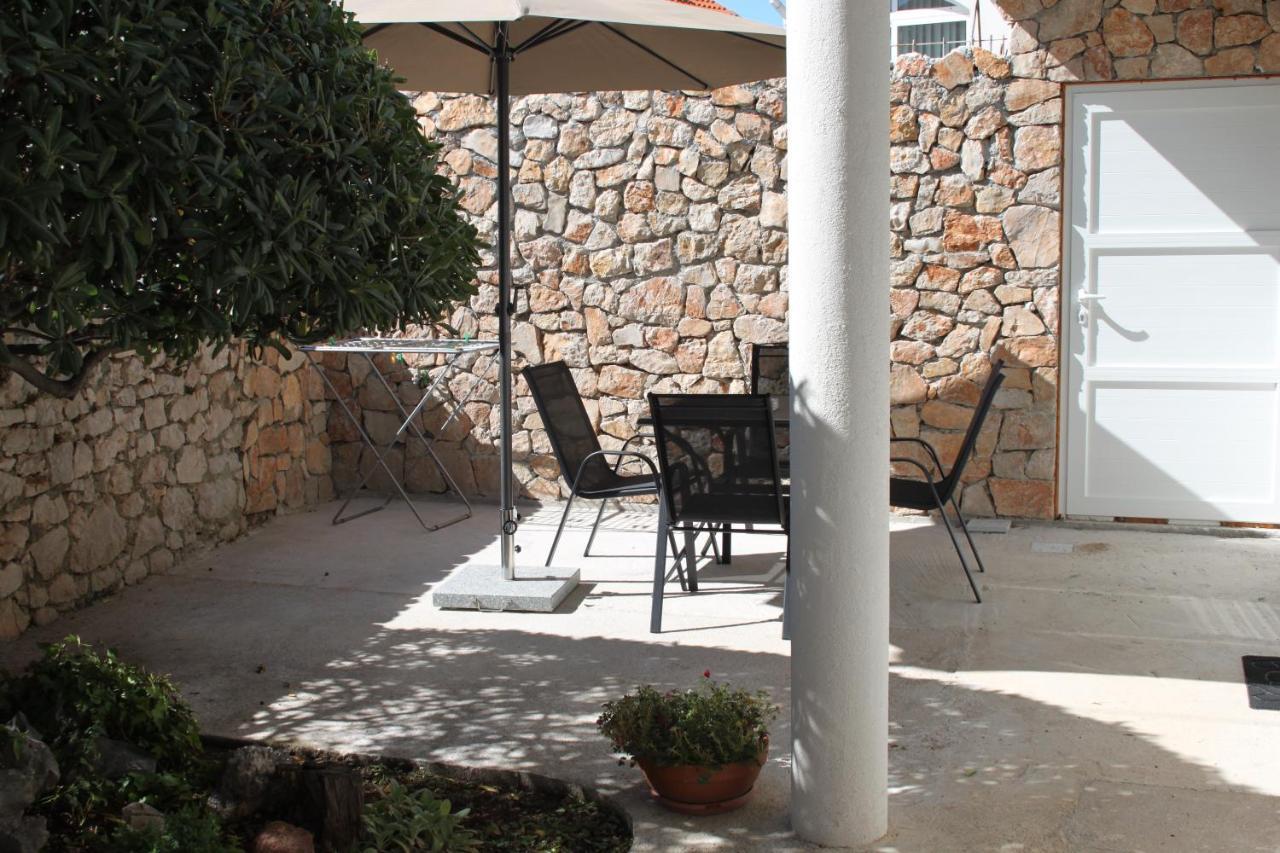 Apartmani "Mali Mago" Tribalj Buitenkant foto