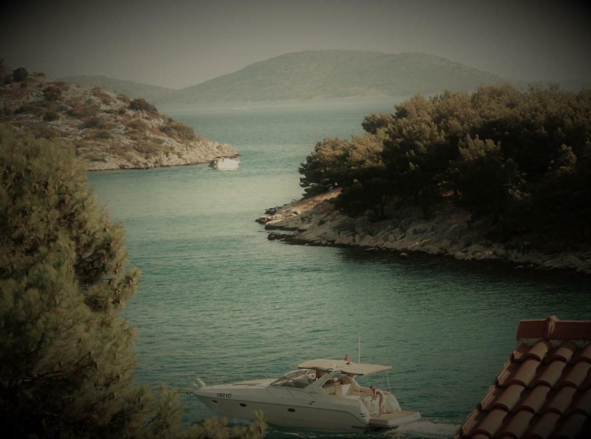 Apartmani "Mali Mago" Tribalj Buitenkant foto