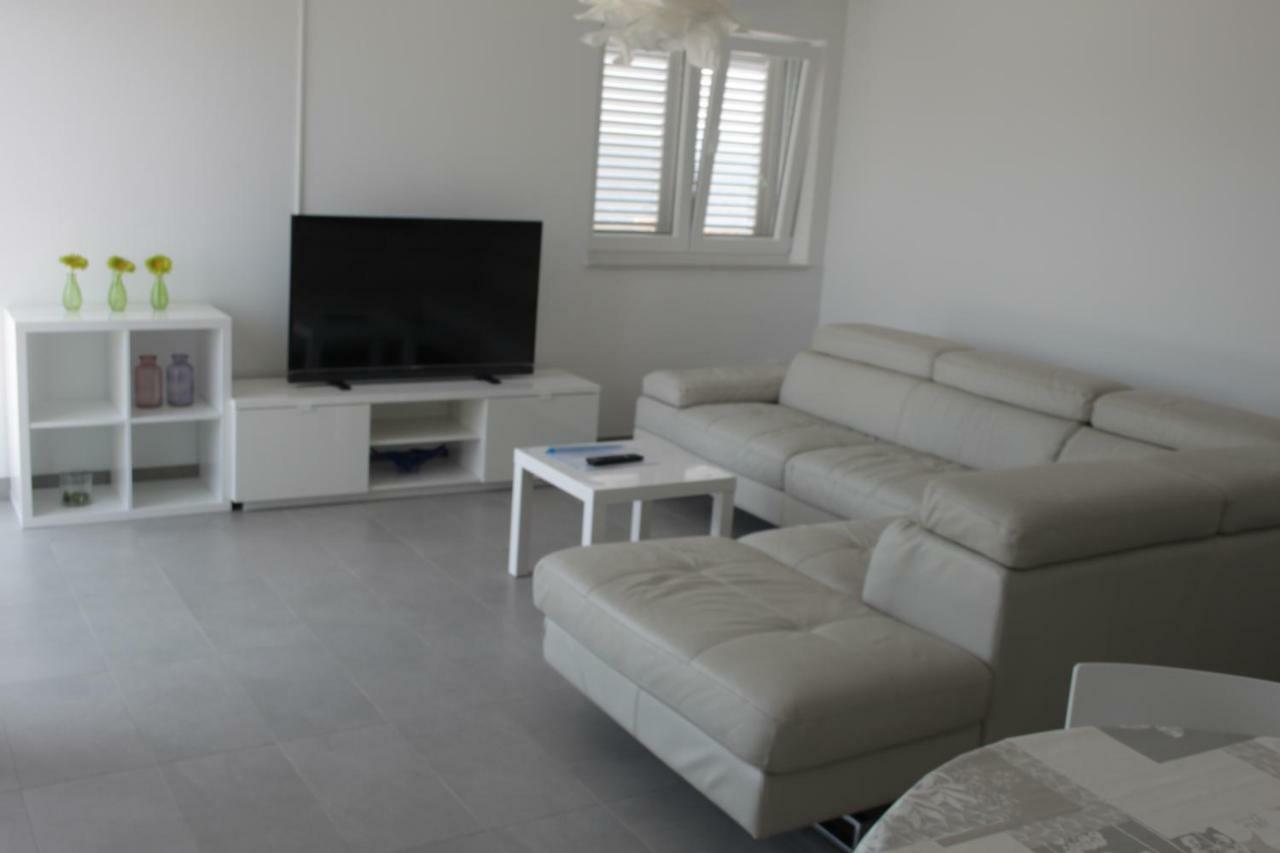Apartmani "Mali Mago" Tribalj Buitenkant foto
