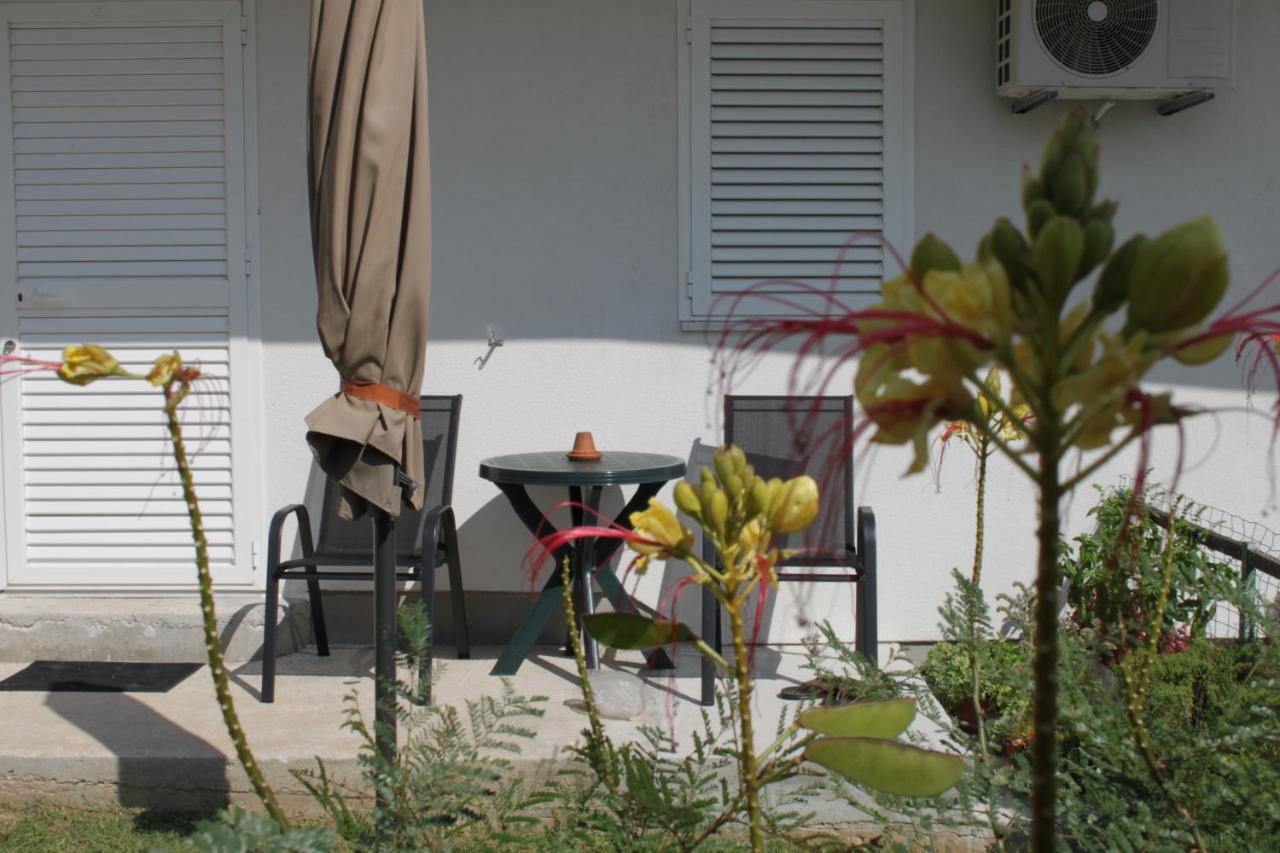 Apartmani "Mali Mago" Tribalj Buitenkant foto